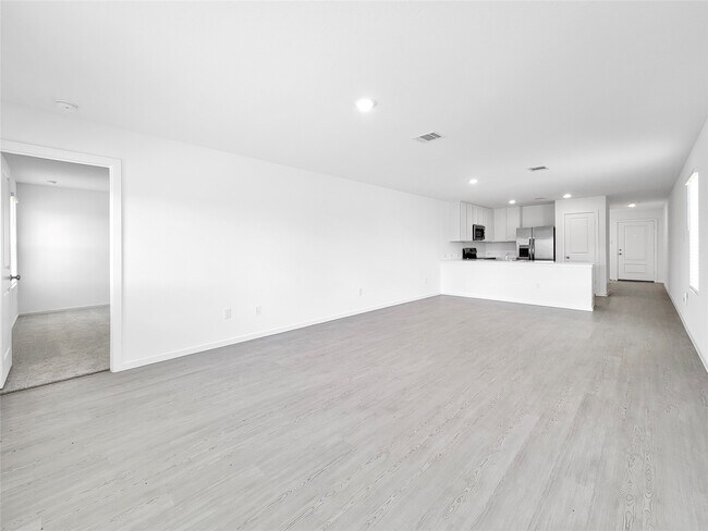Building Photo - 18740 Barrichello Dr