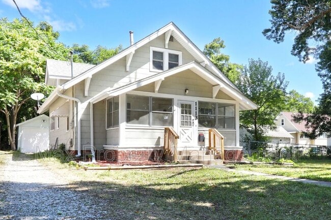 Foto del edificio - 1113 Douglas Ave