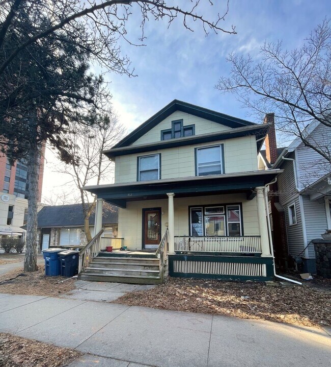 Building Photo - 412 E. William St