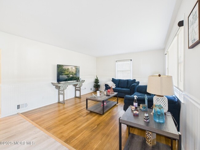 Building Photo - 15 Ridge Ave