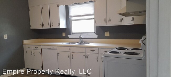 Building Photo - 3 br, 2 bath House - 375 Greens Lake Circle