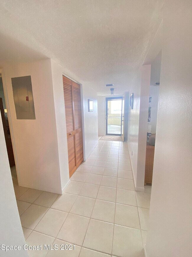 Foto del edificio - 200 S Sykes Creek Pkwy