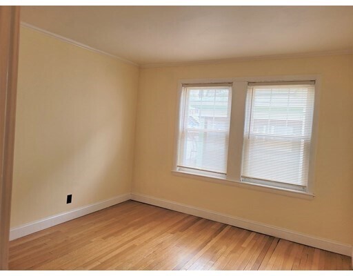 Building Photo - 846 Belmont St