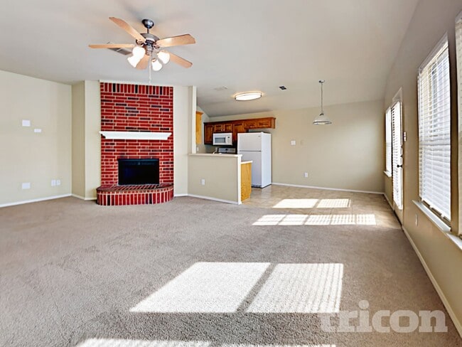 Building Photo - 7228 Retriever Ln