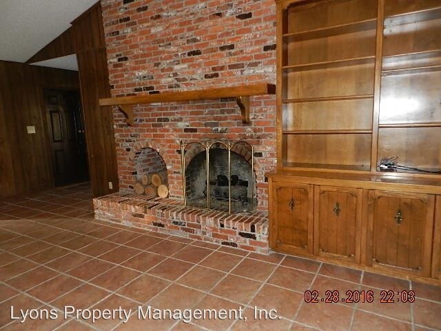 Foto del edificio - 4 br, 3 bath House - 2527 JERRY JONES DR