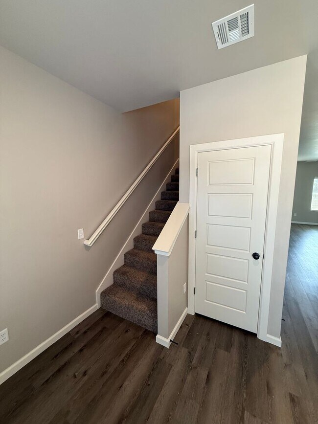 Foto del edificio - 7736 Westhall Pl