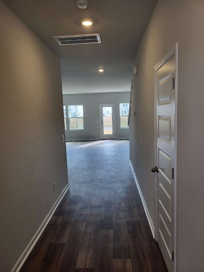 Building Photo - "Brand New 3-Bed Home with 2.5 Baths on Tiliwa Street – Your Summerville Sanctuary Awaits!"