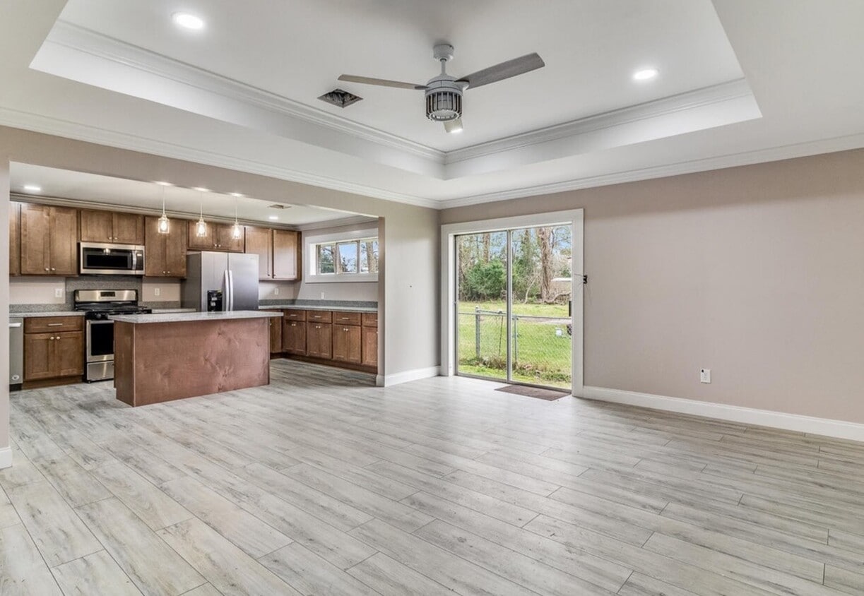 104 E Coleman St, Opelousas, LA 70570 House Rental in Opelousas, LA