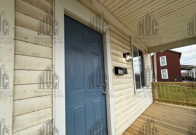 Building Photo - 1236 1236 1/2 E. Locust St. - 1236