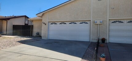 Building Photo - 148 Douglas Ln