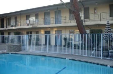Pool - Chanteclair Apartments