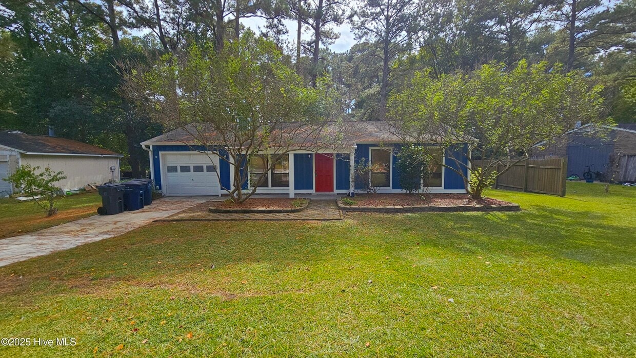 Primary Photo - 709 Terrace Ct