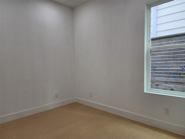 Foto del edificio - 3413 St Emanuel St