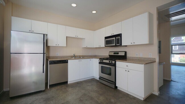 Foto del edificio - 922 W 23rd St