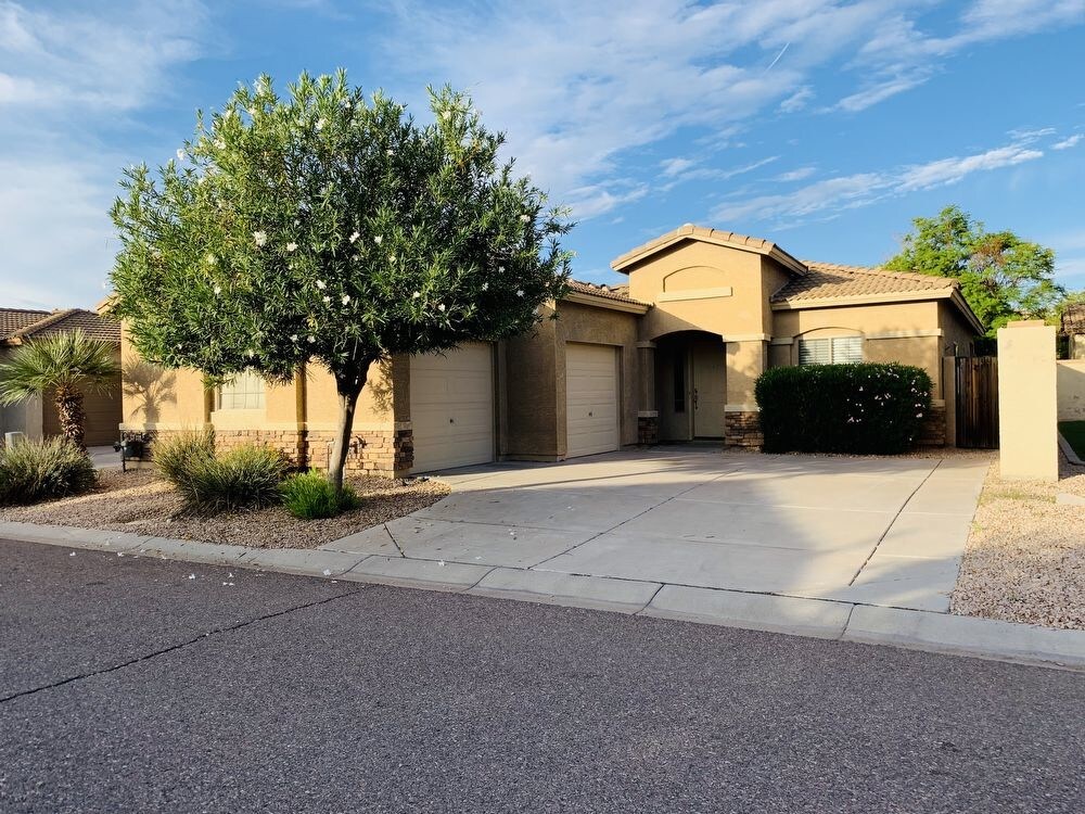 Chandler Home 2/2 Bath home with Den House for Rent in Chandler, AZ