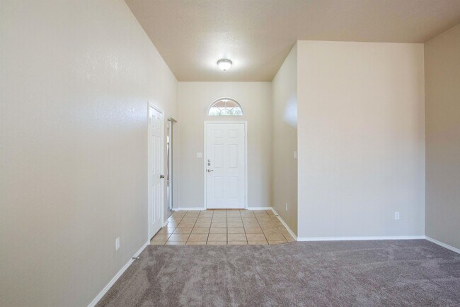 Foto del edificio - 1606 Prickly Pear St