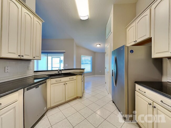 Building Photo - 1387 Laurel Glen Dr