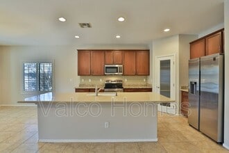 Building Photo - 2983 E Ironside Ln