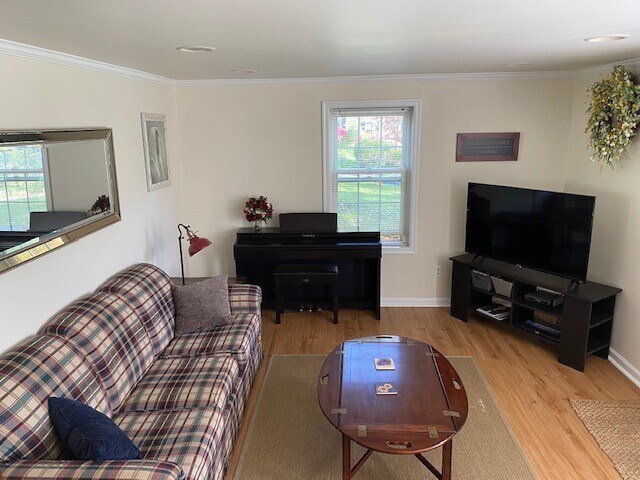 Foto del edificio - 1620 Rugby Ave