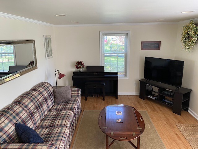 Building Photo - 1620 Rugby Ave