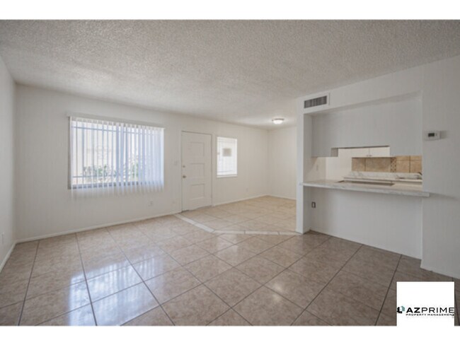 Foto del edificio - Discover Comfort and Style in this Phoenix...