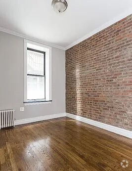 Building Photo - 336 E 18th St