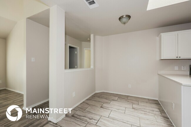 Foto del edificio - 204 Meadowbrooke Dr