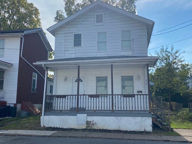 Building Photo - 314 Eicher Ave