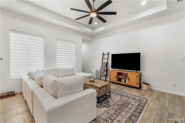 Foto del edificio - 516 W Southland Ave