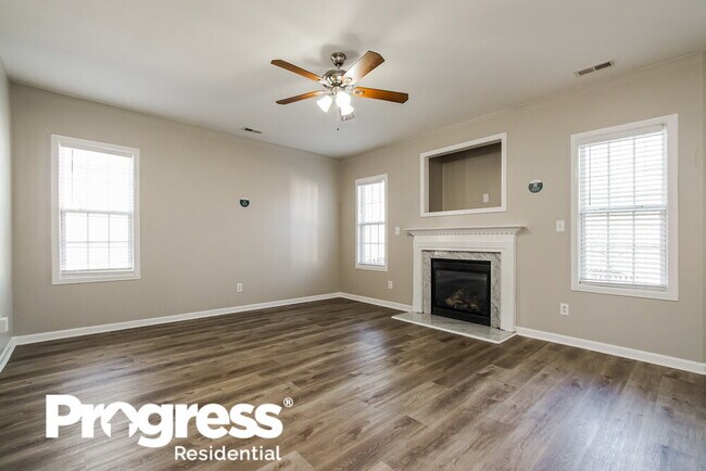 Building Photo - 6818 Spanglers Spring Way