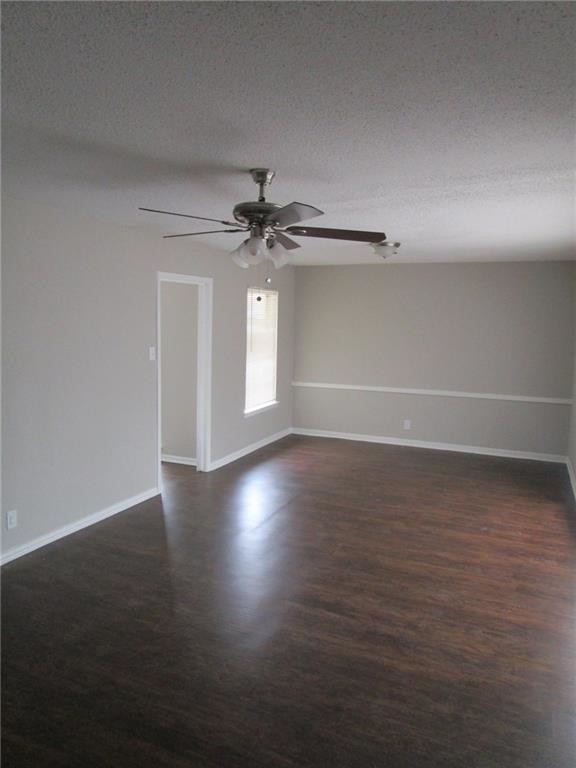 Building Photo - 4800 Dunlap Dr