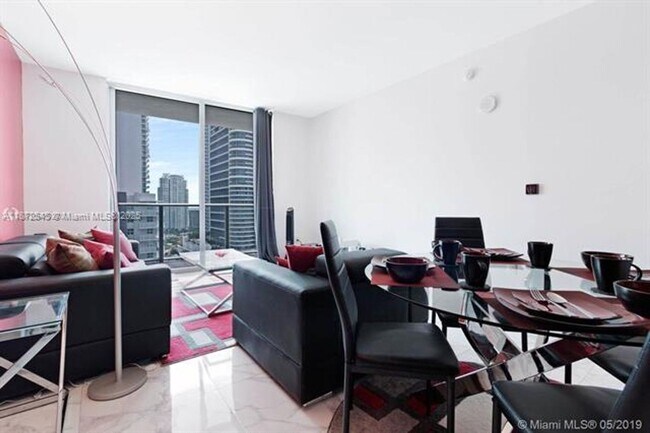 Foto del edificio - 1100 S Miami Ave