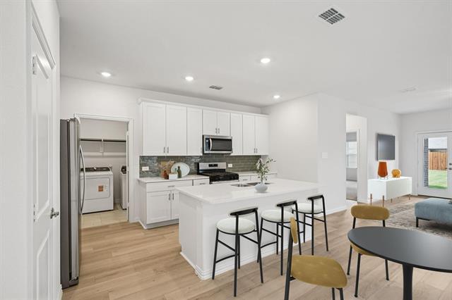 Foto del edificio - 806 Leavenworth Dr