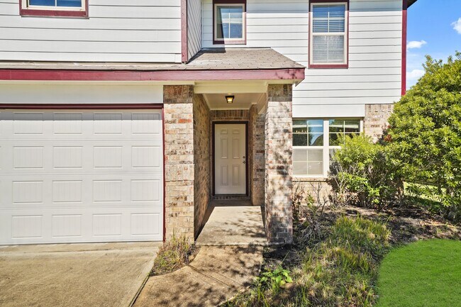 Foto del edificio - 3206 Aldridge Dr