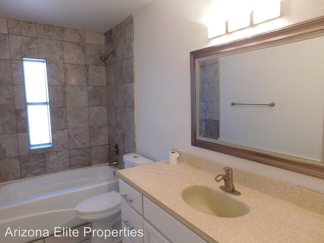 Foto del edificio - 3120 N 68th St