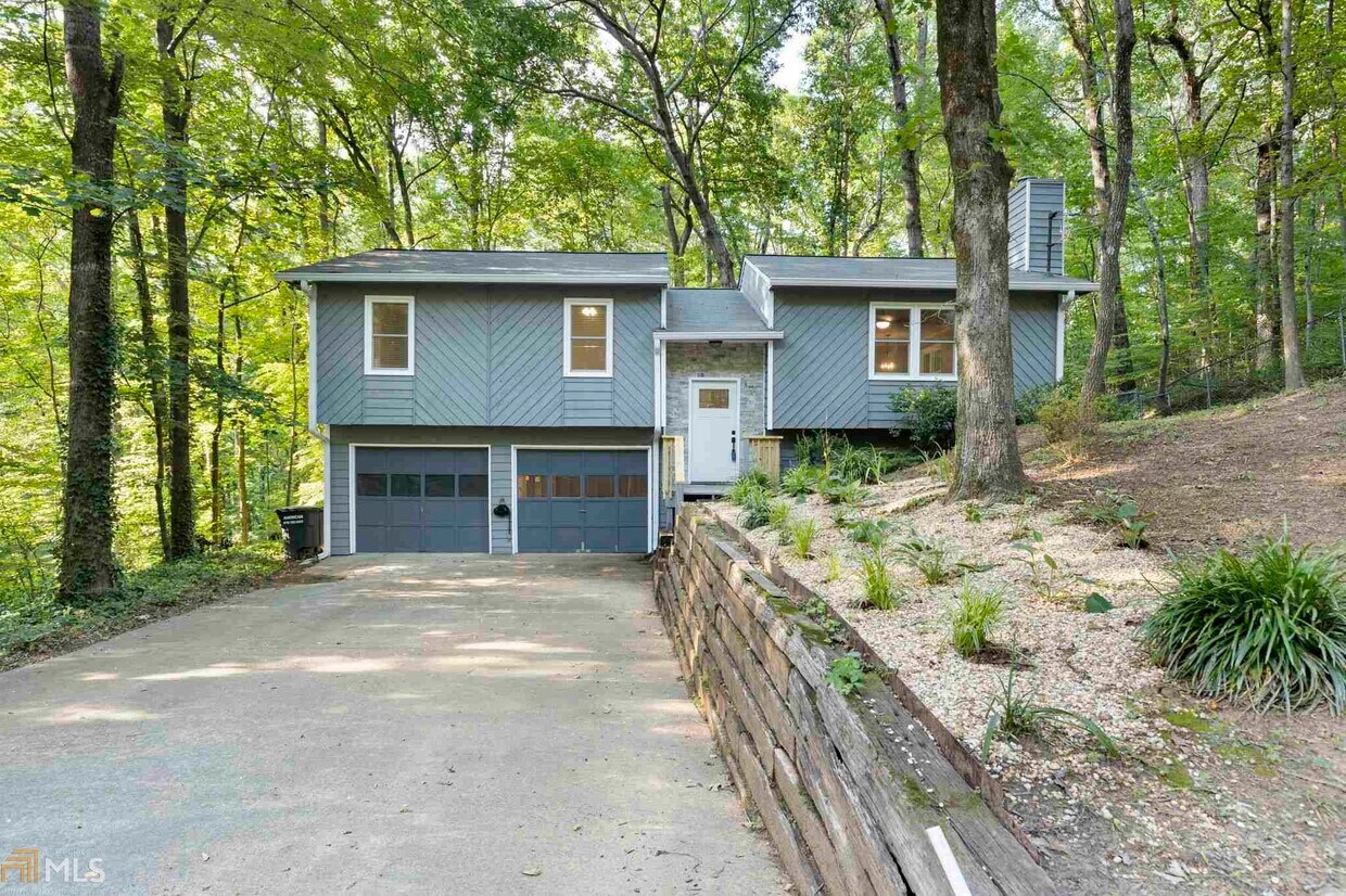 Foto principal - 1574 Oakmont Dr