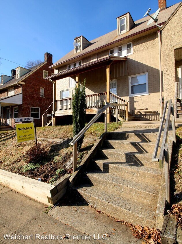 Primary Photo - 1520-1526 Louisa St