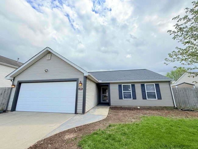 1327 Roundtable Dr