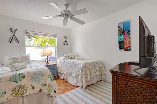 Foto del edificio - 1505 Coral Ave