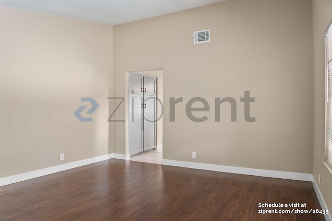 Foto del edificio - 1357 W Wabash St