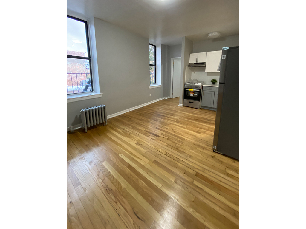 Foto principal - 81 W 127th St