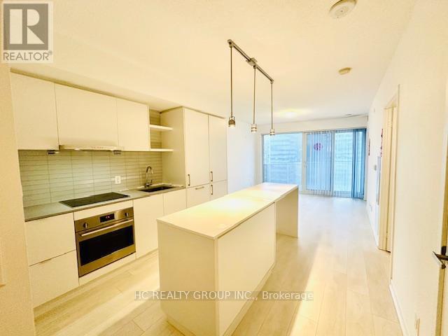 Photo du bâtiment - 100 Harbour St