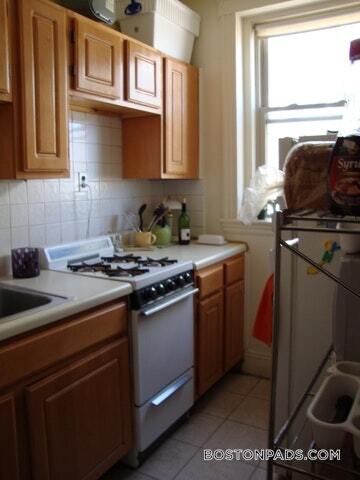 Building Photo - 1203 Boylston St