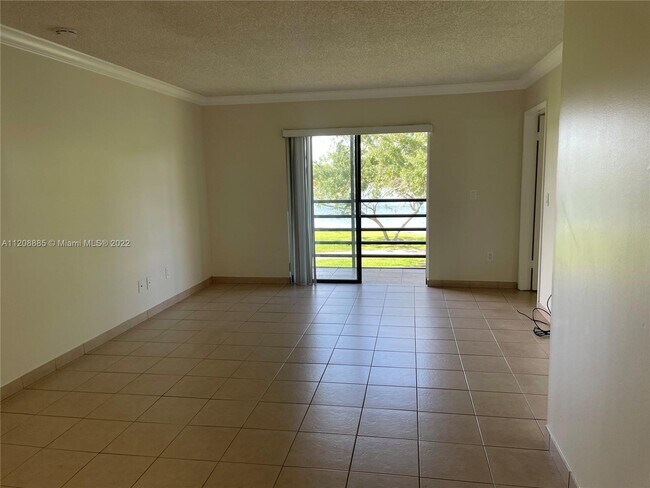 Foto del edificio - 14871 SW 104th St