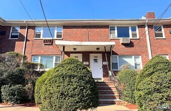 Building Photo - 1261A Inwood Terrace