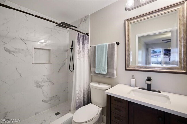 Foto del edificio - 8171 S Woods Cir