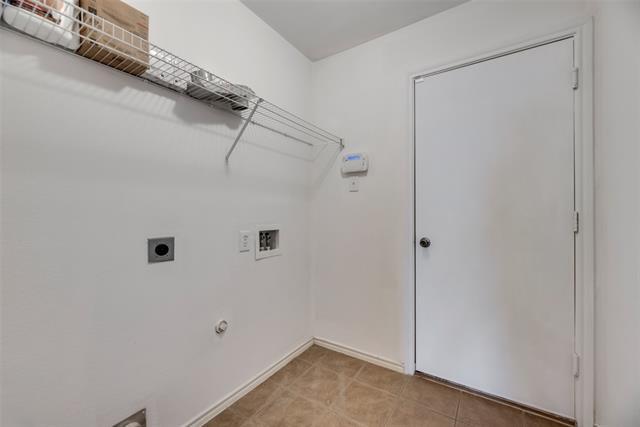 Building Photo - 13120 Barbarosa Dr