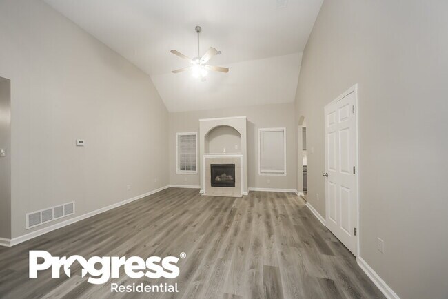 Foto del edificio - 6164 Kingsview Dr