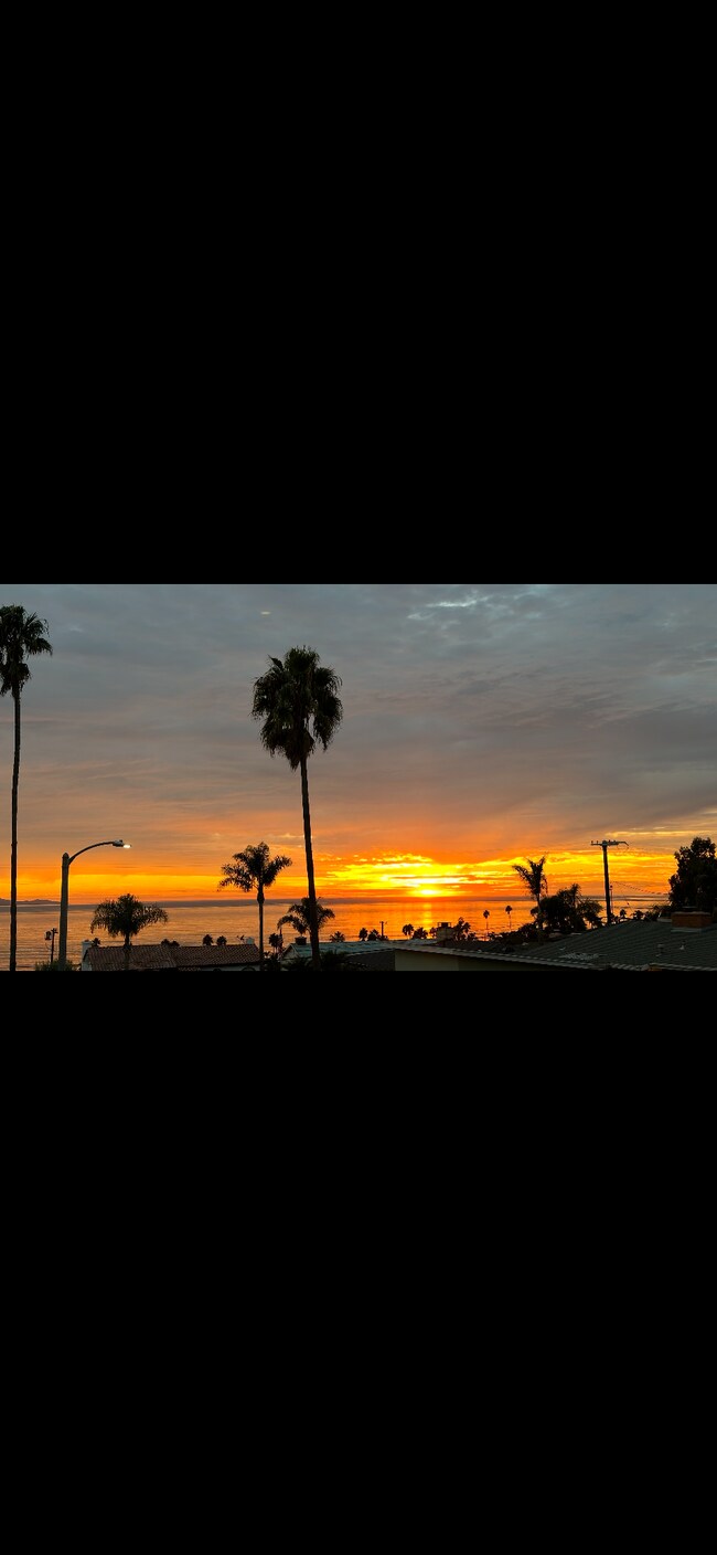 Vista desde el apartamento - 3426 Gurnard Ave