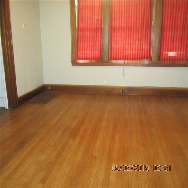 Building Photo - 346 Mulberry St